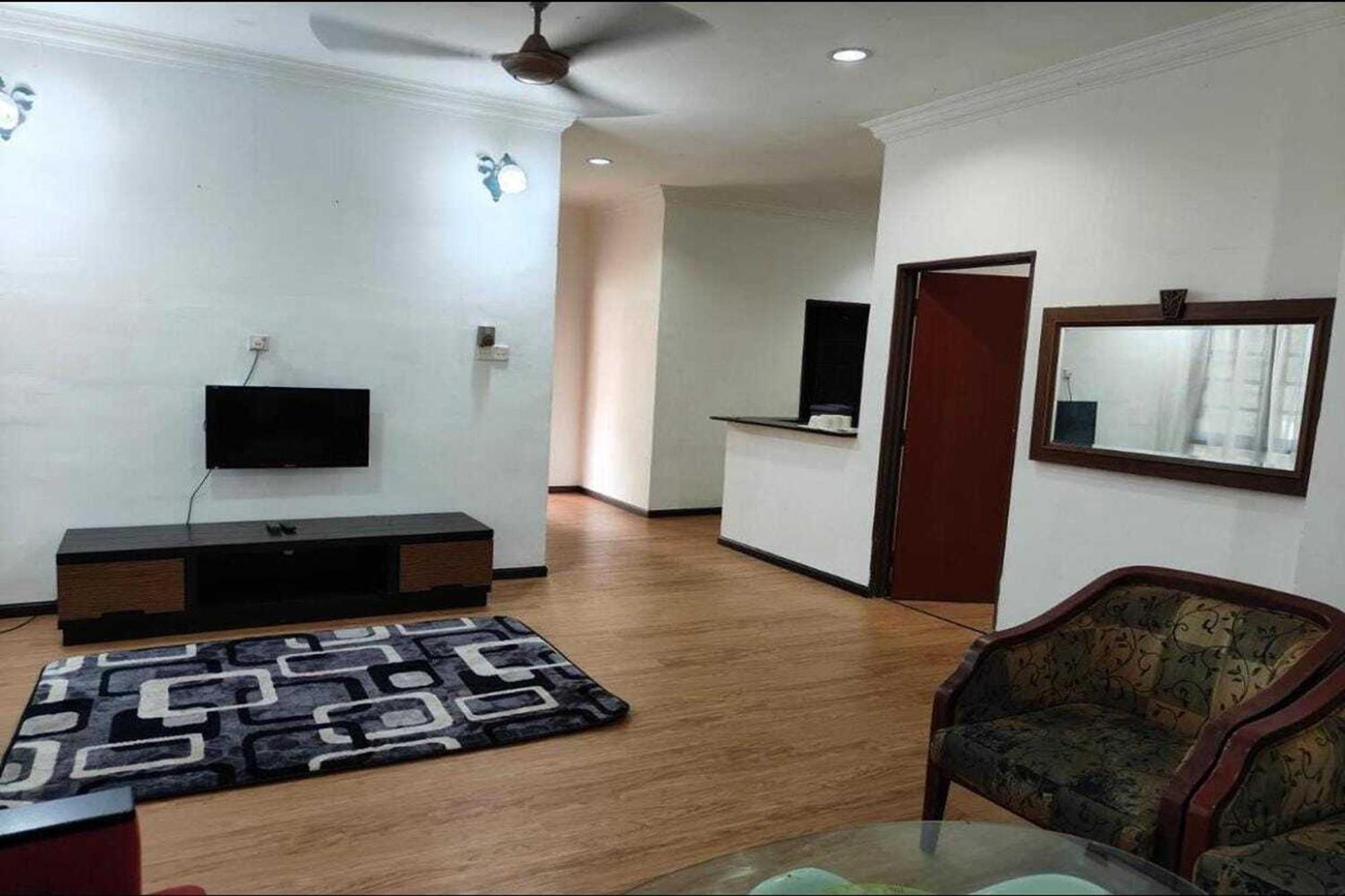 קואלה טרנגאנו Terengganu Equestrian Resort מראה חיצוני תמונה